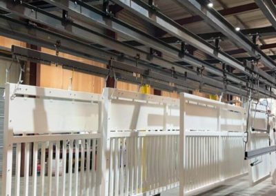 machine avec portail thermolaqué suspendu